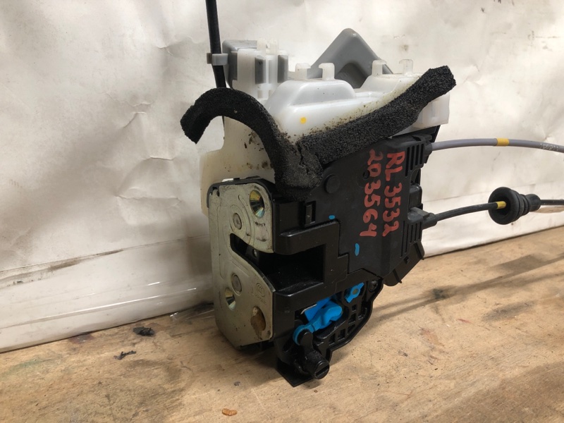 Замок двери задний левый ELANTRA MD 10-15 2011 Седан 1.8L DOHC MPFI D-CVVT