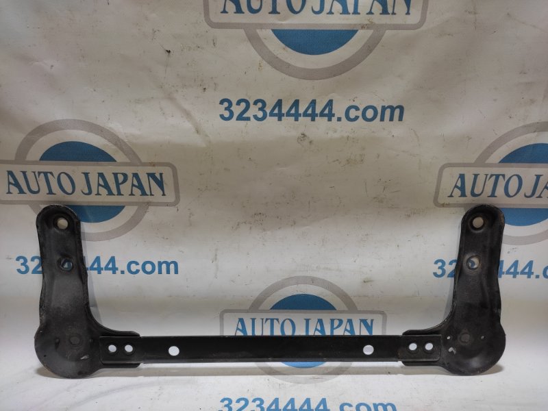 Крепление балки подвески переднее ROGUE 08-15 2011 2.5 QR25DE