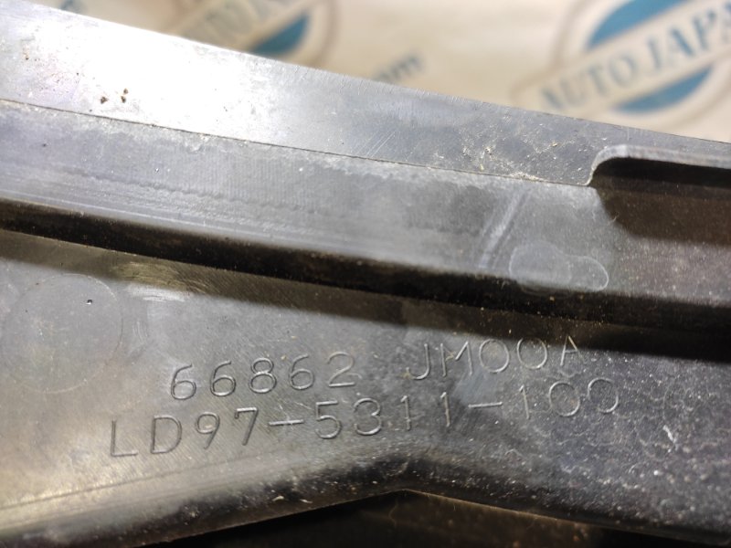 Пластик под лобовое стекло / Жабо NISSAN ROGUE 08-15 2.5 QR25DE