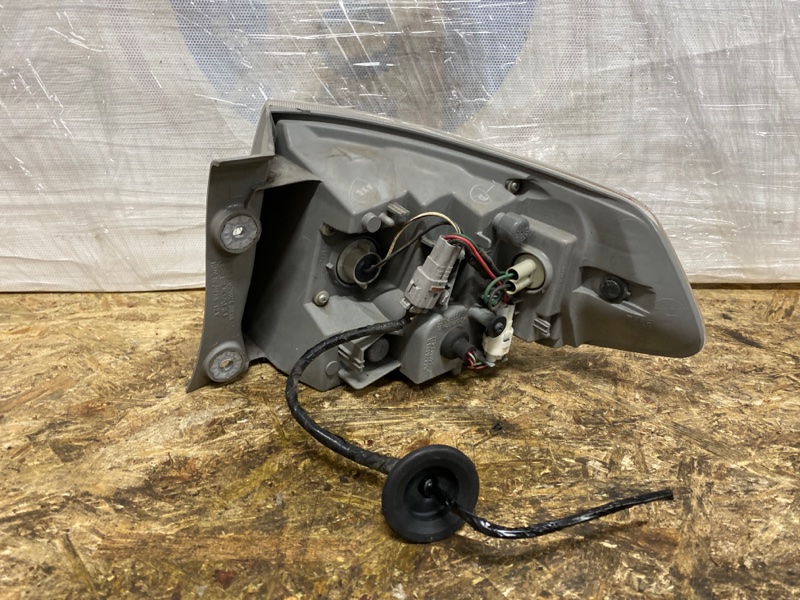 Фонарь наружный левый SUBARU IMPREZA WRX 10-14 GH Хетчбек 2.5 EJ255