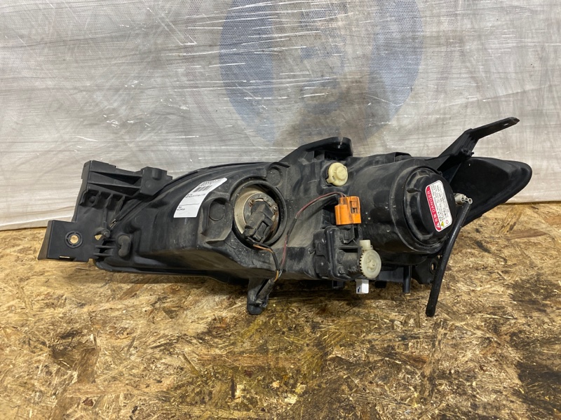 Фара правая MAZDA 3 BK 03-08 Седан 2.3