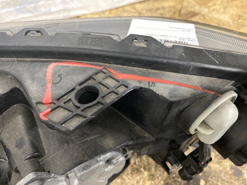 Фара правая TLX 14-17 2015 Седан 2.4