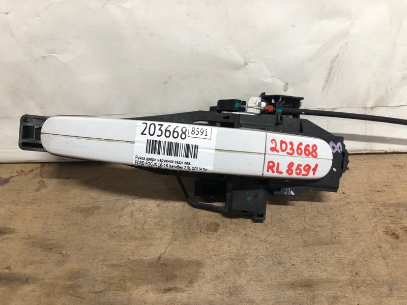 Ручка двери наружная задняя левая FORD FOCUS 10-18 2013 Хетчбек 2.0 C20HDEX CM51-A224A37-CB Б/У