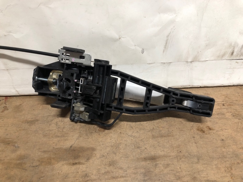 Ручка двери наружная задняя левая FOCUS 10-18 2013 Хетчбек 2.0 C20HDEX