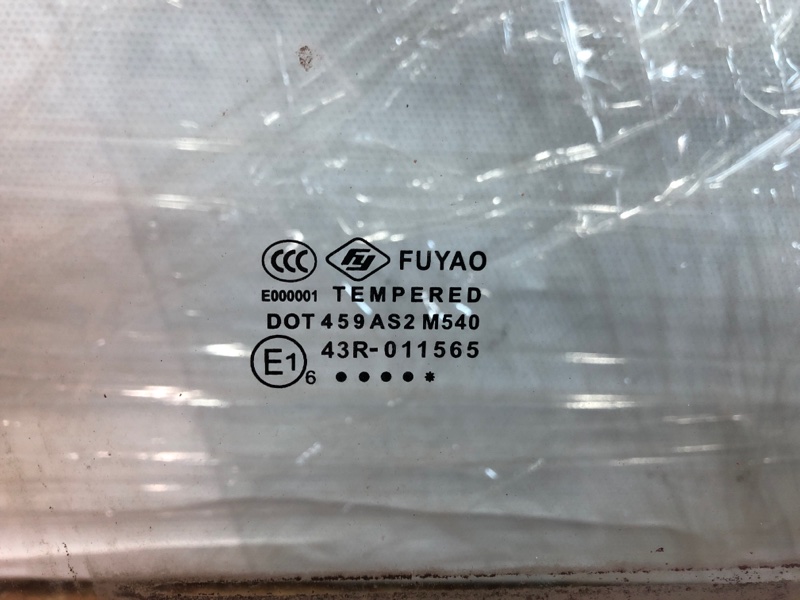 Стекло двери переднее правое FORD FOCUS 10-18 Хетчбек 2.0 C20HDEX