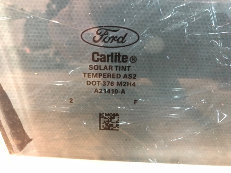 Стекло двери переднее правое FORD FOCUS 10-18 Хетчбек 2.0L GDI I4 flex fuel engine