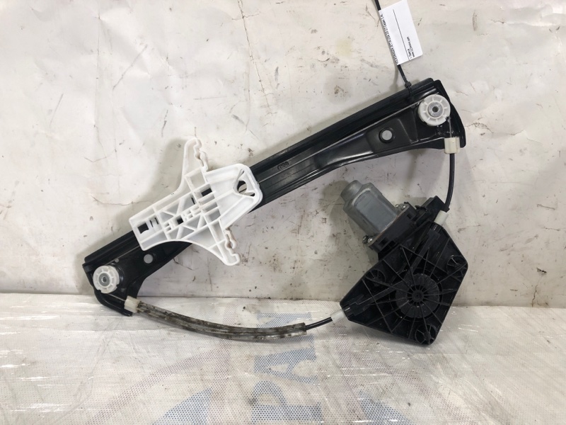 Стеклоподъемник задний правый JETTA USA 10-17 2017 Седан 1.4L TSI I-4 Turbocharged Стеклоподъемник задний правый JETTA USA 10-17 2017 Седан 1.4L TSI I-4 Turbocharged