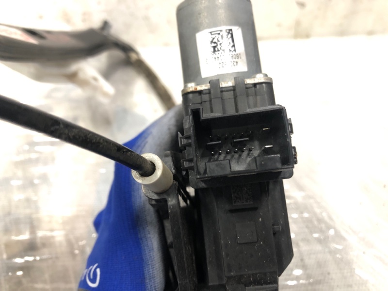 Стеклоподъемник задний правый VOLKSWAGEN JETTA USA 10-17 Седан 1.4L TSI I-4 Turbocharged Стеклоподъемник задний правый VOLKSWAGEN JETTA USA 10-17 Седан 1.4L TSI I-4 Turbocharged