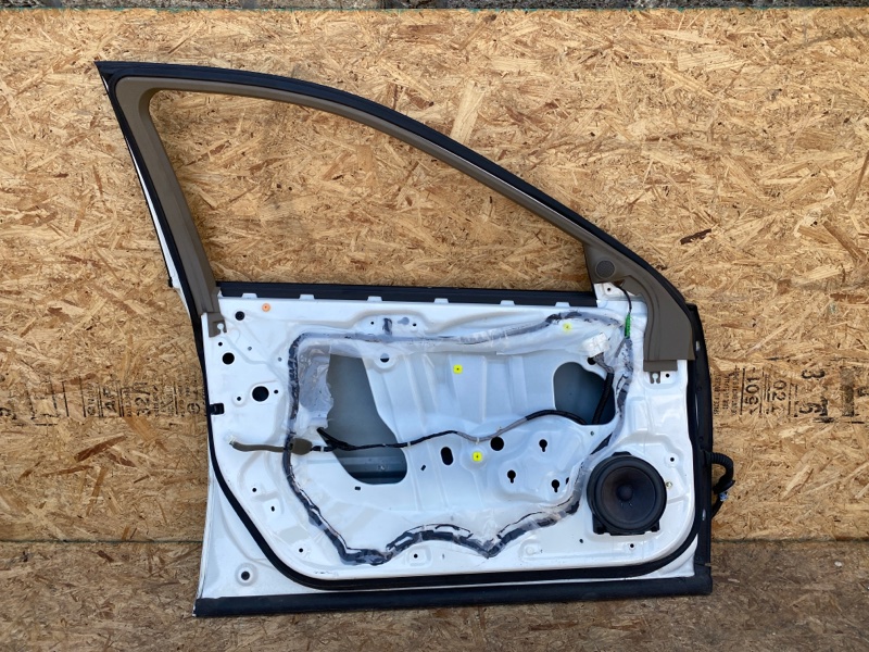 Дверь передняя левая ACURA RL 05-12 Седан 3.5 Дверь передняя левая ACURA RL 05-12 Седан 3.5