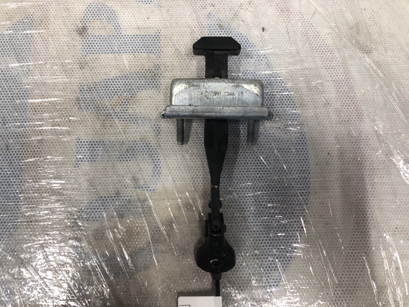 Ограничитель двери задний левый FOCUS 10-18 2012 Хетчбек 2.0L GDI I4 flex fuel engine