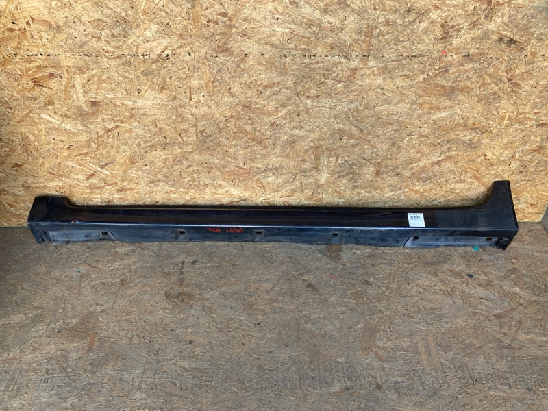 Накладка порога наружная левая SUBARU IMPREZA WRX 10-14 GH 2014 Хетчбек 2.5 EJ255 96051FG050EN Б/У