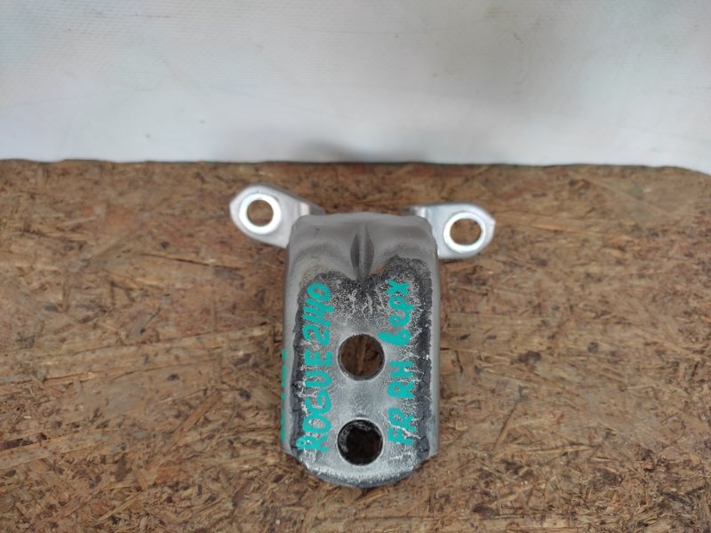 Петля двери верхняя передняя правая NISSAN ROGUE 08-15 2011 2.5 QR25DE 82421-4P00A Б/У