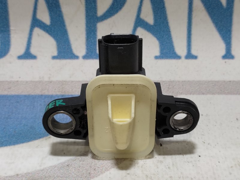 Датчик удара передний левый PATHFINDER R52 12-21 2014 3.5L 6