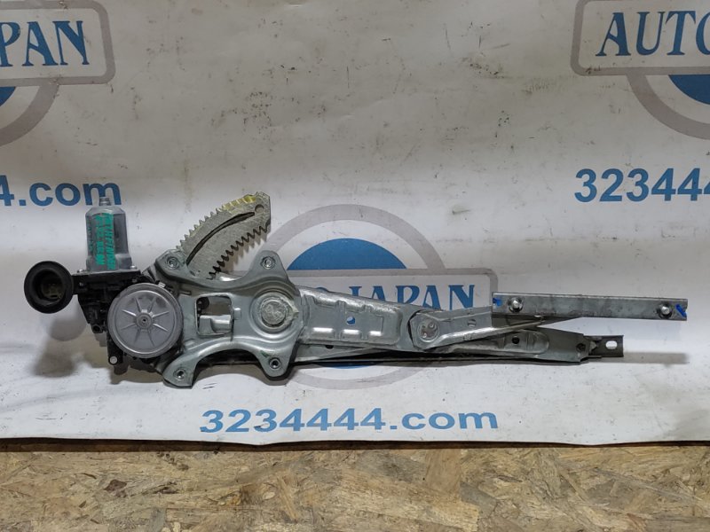 Стеклоподъемник задний правый NISSAN PATHFINDER R52 12-21 2014 3.5L 6 82720-3KA0A Б/У
