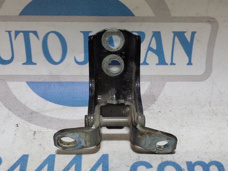 Петля двери нижняя задняя правая PATHFINDER R52 12-21 2014 3.5L 6