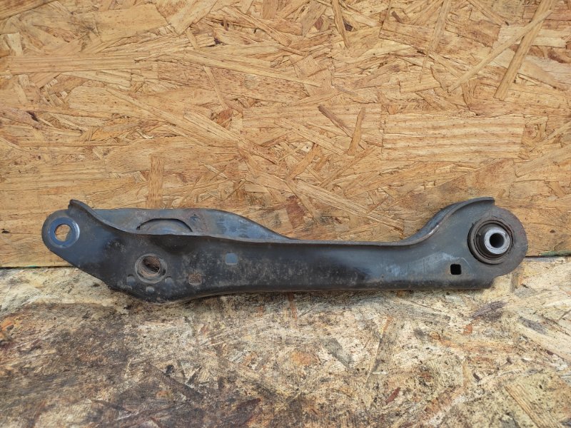 Рычаг задней подвески поперечный нижний задний правый PATHFINDER R52 12-21 2014 3.5L 6