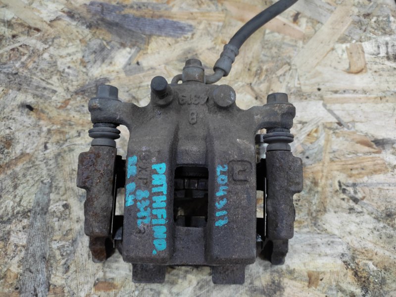 Суппорт тормозной задний правый NISSAN PATHFINDER R52 12-21 2014 3.5L 6 44001-1AA0A Б/У