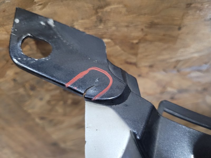 Решетка радиатора передняя ACURA RL 05-12 Седан 3.5 Решетка радиатора передняя ACURA RL 05-12 Седан 3.5