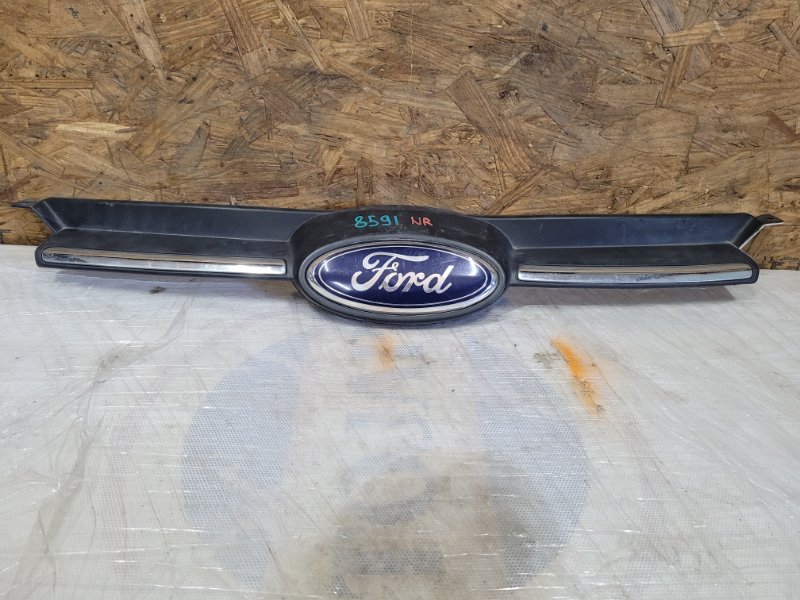 Решетка радиатора FORD FOCUS 10-18 2013 Хетчбек 2.0 C20HDEX BM5Z-8200-A Б/У
