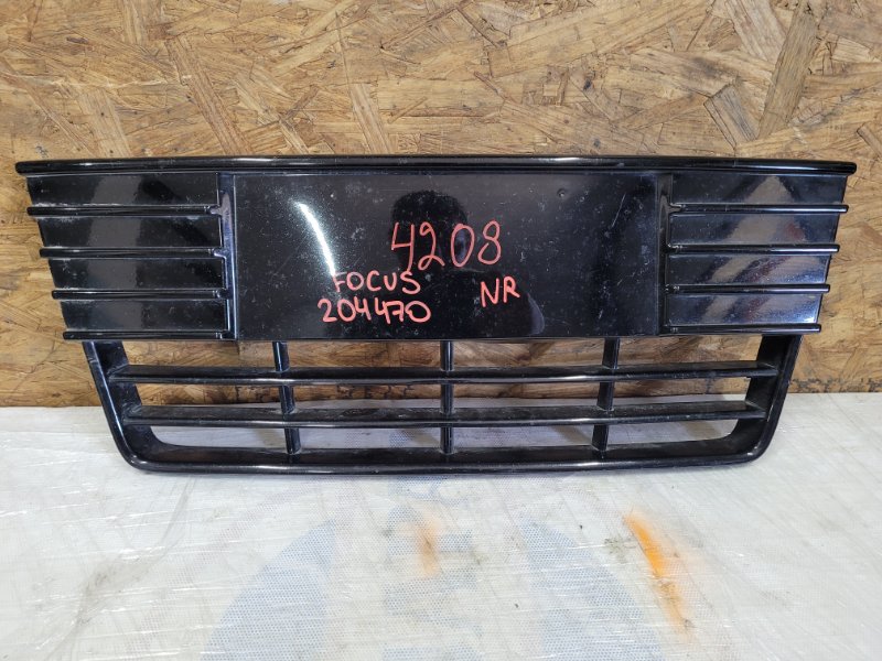 Решетка переднего бампера FORD FOCUS 10-18 2012 Хетчбек 2.0L GDI I4 flex fuel engine BM5Z-17K945-GA Б/У
