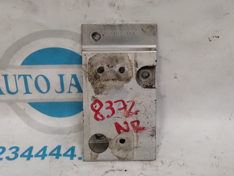 Запчасть кронштейн усилителя заднего бампера правый NISSAN PATHFINDER R52 12-21 2014 3.5L 6 85210-3JA0A Б/У Кронштейн усилителя заднего бампера правый NISSAN PATHFINDER R52 12-21 2014 3.5L 6 85210-3JA0A Б/У