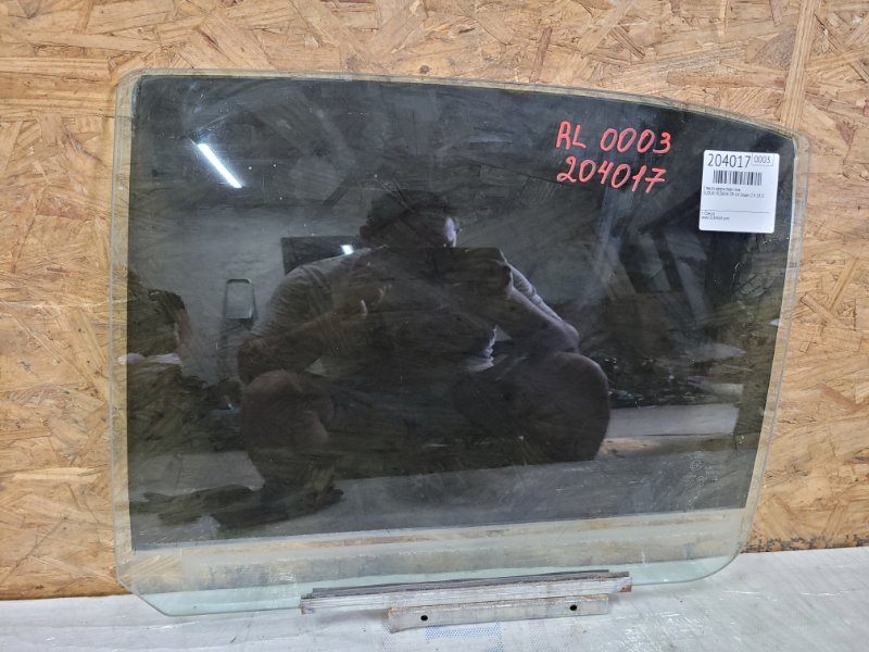 Запчасть стекло двери заднее левое SUZUKI KIZASHI 09-14 2011 Седан 2.4 84546-57L00 Б/У Стекло двери заднее левое SUZUKI KIZASHI 09-14 2011 Седан 2.4 84546-57L00 Б/У