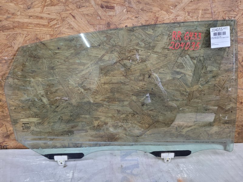 Стекло двери заднее правое NISSAN SENTRA B17 12-21 2014 Седан 1.8 82300-3SG0A Б/У