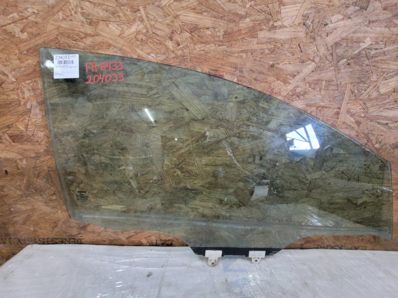 Стекло двери переднее правое NISSAN SENTRA B17 12-21 2014 Седан 1.8 80300-3SG0A Б/У