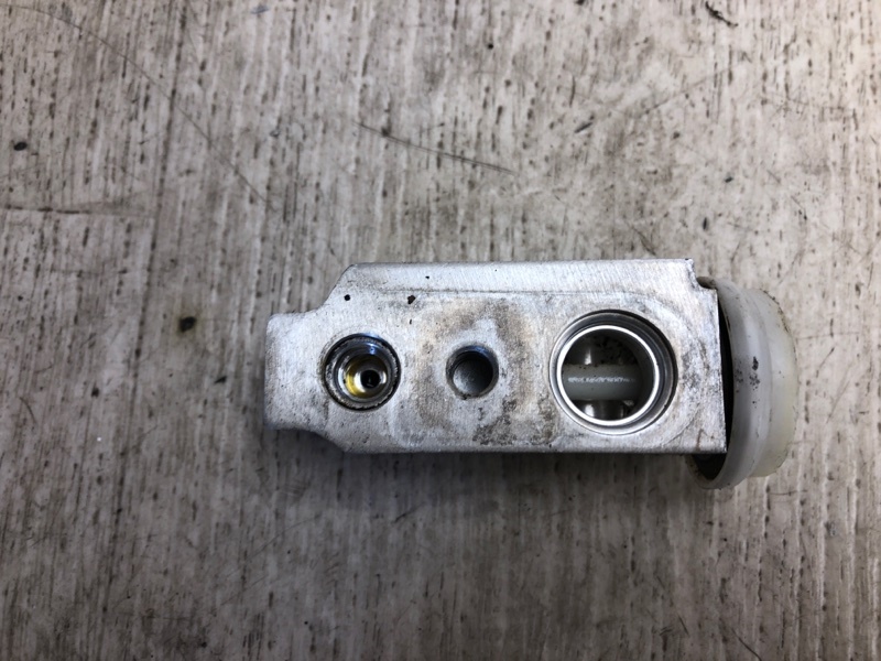 Клапан кондиционера KIA FORTE YD 12- YD 1.8 G4NB