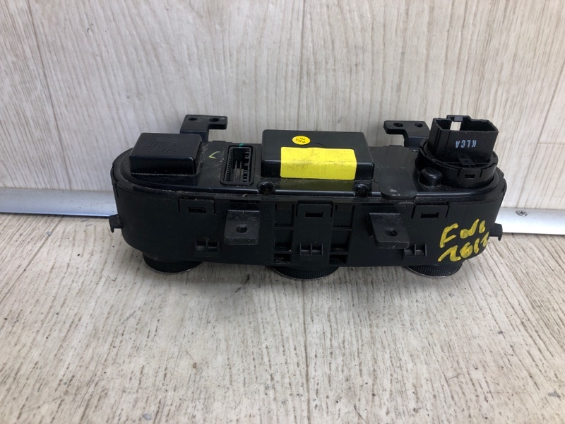 Блок управления печкой FORTE YD 12- 2015 YD 1.8 G4NB Блок управления печкой FORTE YD 12- 2015 YD 1.8 G4NB