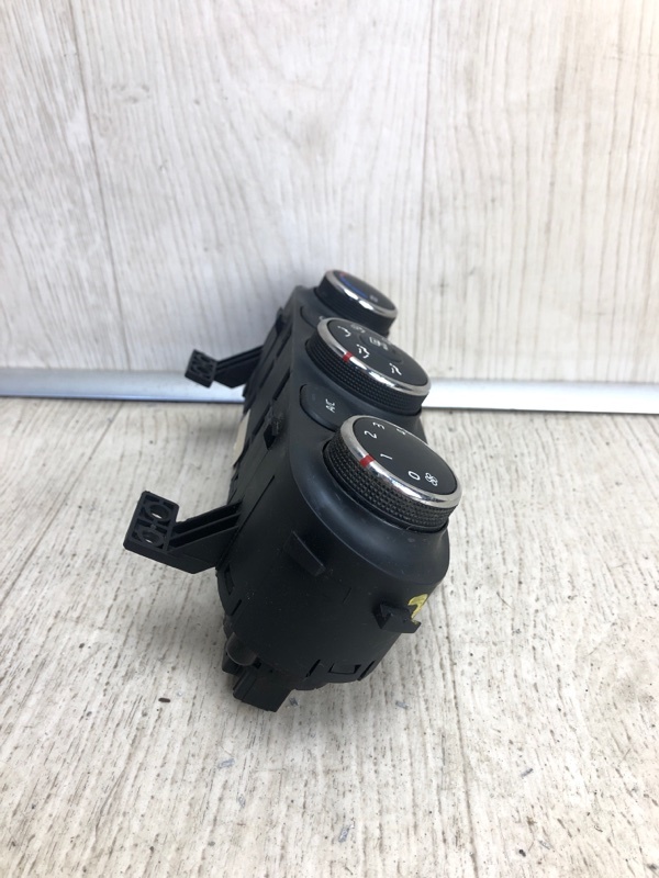 Блок управления печкой FORTE YD 12- 2015 YD 1.8 G4NB Блок управления печкой FORTE YD 12- 2015 YD 1.8 G4NB