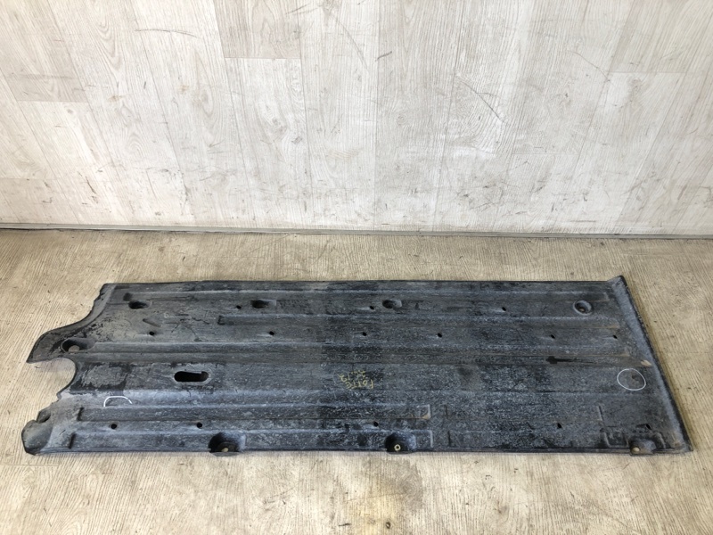 Запчасть защита днища левая KIA FORTE YD 12- 2015 YD 1.8 G4NB 84135-A7000 Б/У Защита днища левая KIA FORTE YD 12- 2015 YD 1.8 G4NB 84135-A7000 Б/У