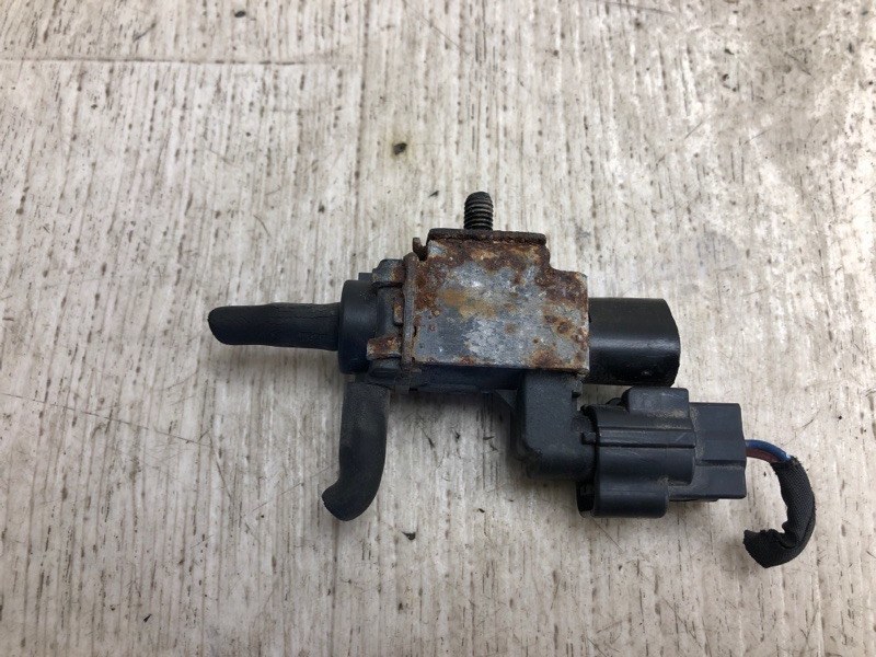 Клапан электромагнитный (вакуумный) SORENTO XM 09-14 2010 XM 3.5 G6DC Клапан электромагнитный (вакуумный) SORENTO XM 09-14 2010 XM 3.5 G6DC