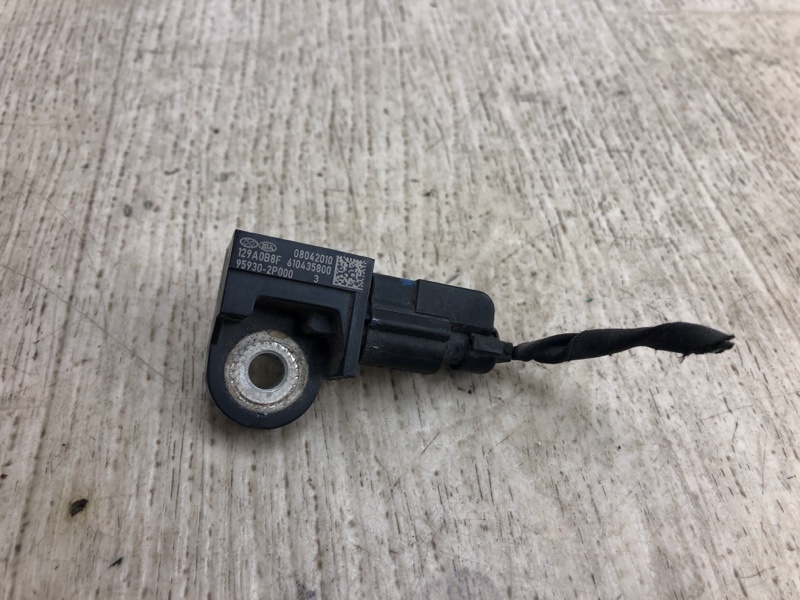 Датчик удара KIA SORENTO XM 09-14 2010 XM 3.5 G6DC 95930-2P000 Б/У