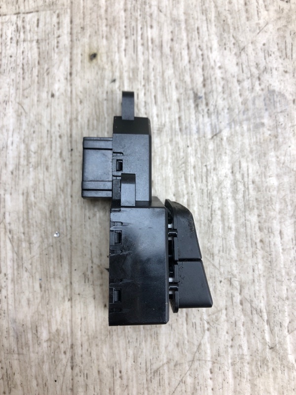 Кнопки на руль правые SORENTO XM 09-14 2010 XM 3.5 G6DC Кнопки на руль правые SORENTO XM 09-14 2010 XM 3.5 G6DC