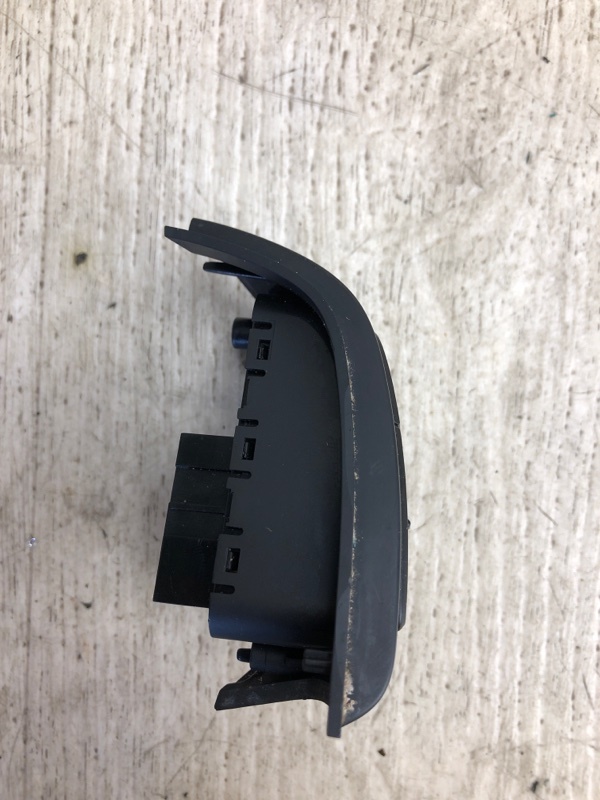 Кнопки на руль правые SORENTO XM 09-14 2010 XM 3.5 G6DC