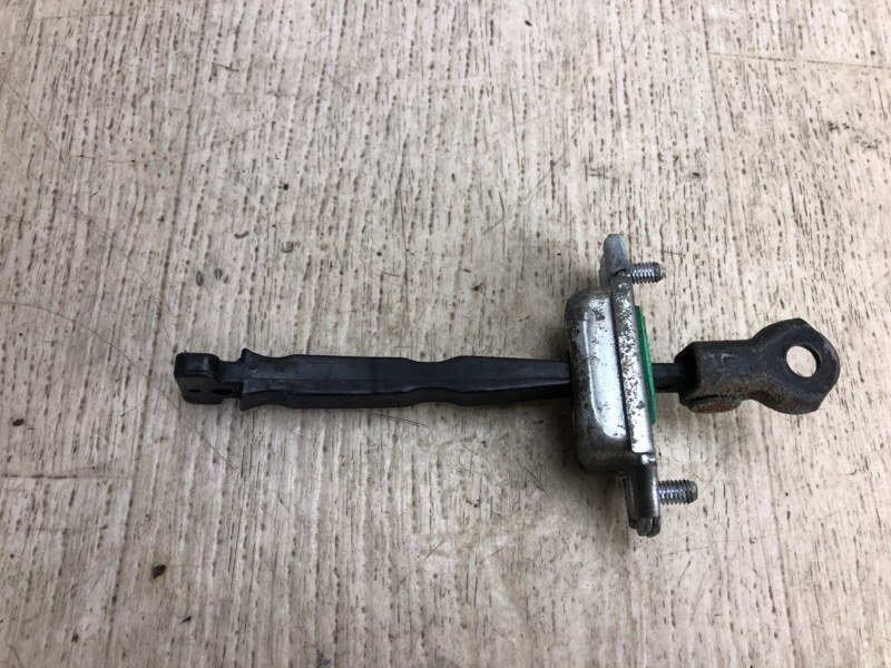 Запчасть ограничитель двери задний левый KIA SORENTO XM 09-14 2010 XM 3.5 G6DC 79480-2P000 Б/У Ограничитель двери задний левый KIA SORENTO XM 09-14 2010 XM 3.5 G6DC 79480-2P000 Б/У