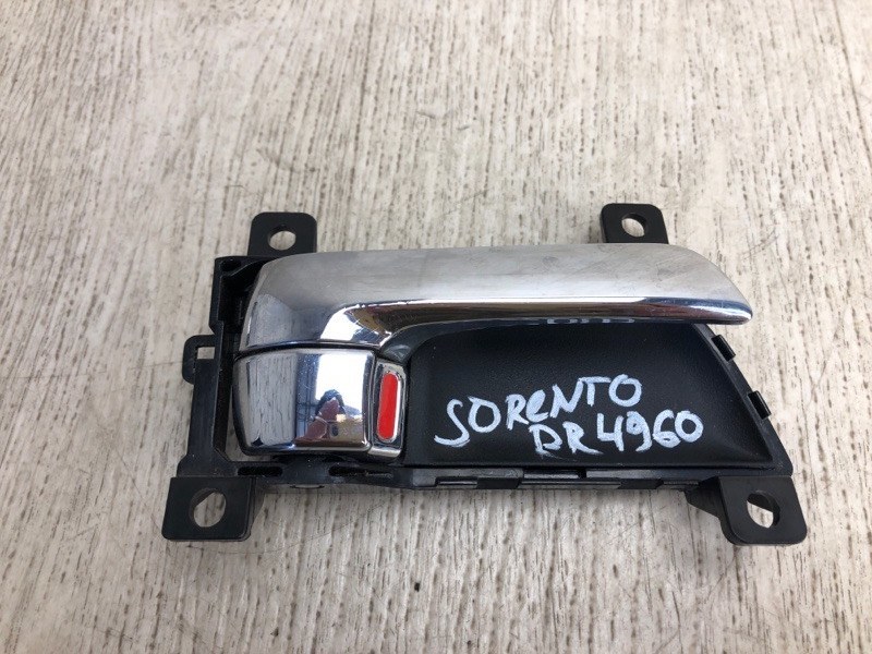 Ручка двери внутренняя задняя правая KIA SORENTO XM 09-14 2010 XM 3.5 G6DC 82620-1U000 Б/У