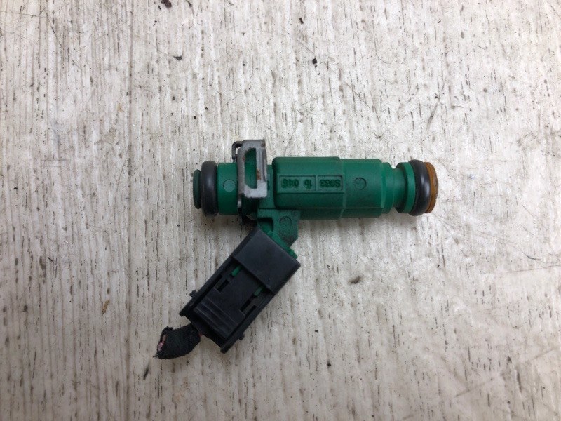 Форсунка топливная SORENTO XM 09-14 2010 XM 3.5 G6DC Форсунка топливная SORENTO XM 09-14 2010 XM 3.5 G6DC