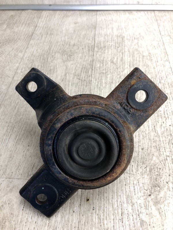 Подушка двигателя правая SORENTO XM 09-14 2010 XM 3.5 G6DC