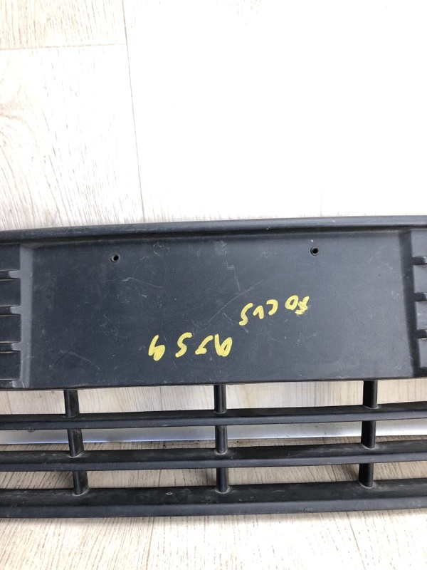 Решетка переднего бампера FORD FOCUS 10-18 BK 2.0 XQDA