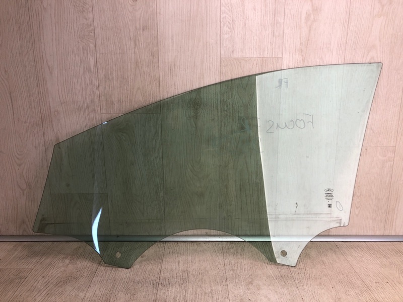 Стекло двери переднее правое FOCUS 10-18 2011 BK 2.0 XQDA