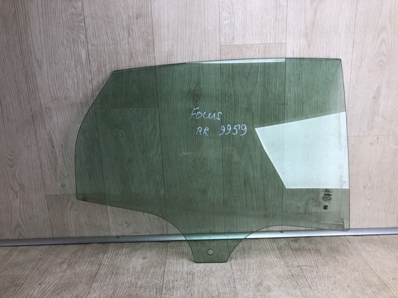 Стекло двери заднее правое FORD FOCUS 10-18 2011 BK 2.0 XQDA CP9Z-582571-2A Б/У
