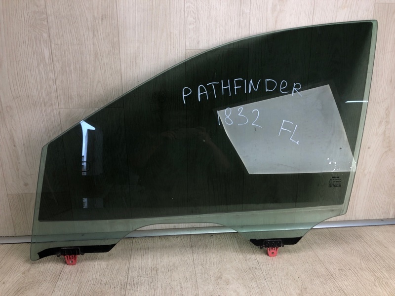 Стекло двери переднее левое NISSAN PATHFINDER R52 12-21 2013 R52 3.5 VQ35DE 80301-3KA0A Б/У