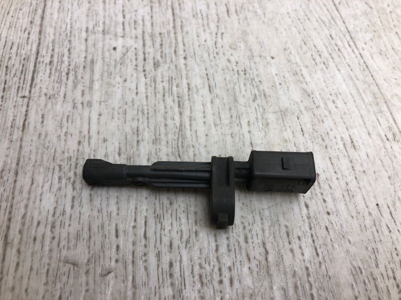 Датчик ABS задний VOLKSWAGEN JETTA USA 18- 2018 JEM 1.4 DGXA WHT 007 147 A Б/У