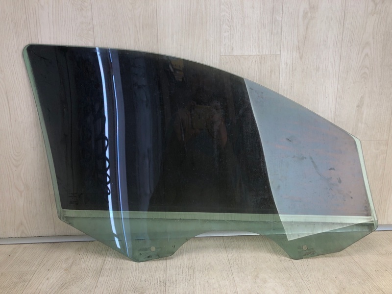 Стекло двери переднее левое JOURNEY 08-20 2011 JC 3.6 ERB