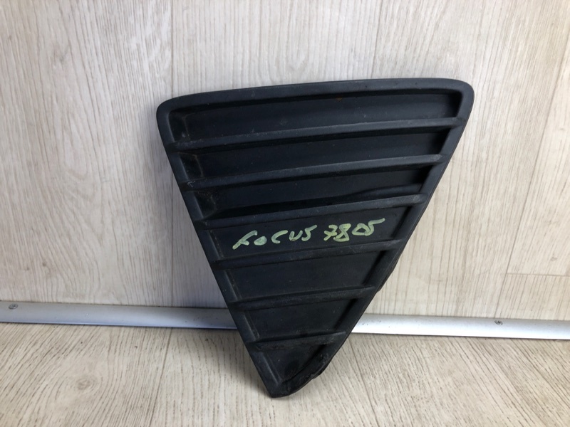 Накладка бампера передняя правая FORD FOCUS 10-18 2014 BK 2.0 XQDA CP9Z-17K946-B Б/У