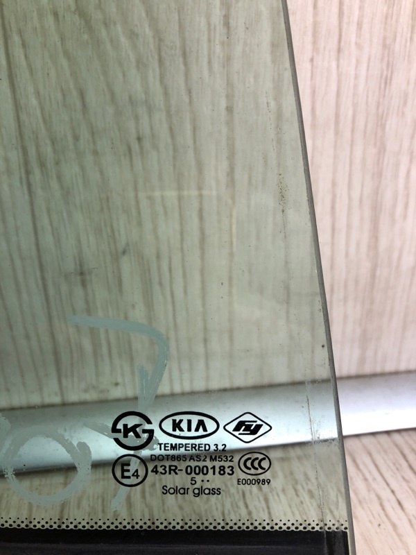 Стекло двери глухое заднее правое KIA FORTE YD 12- YD 1.8 G4NB