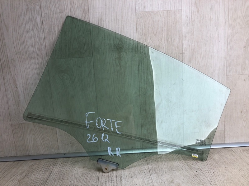 Стекло двери заднее правое FORTE YD 12- 2015 YD 1.8 G4NB
