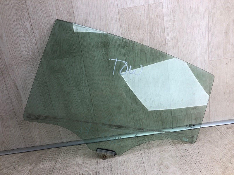 Стекло двери заднее левое KIA FORTE YD 12- 2015 YD 1.8 G4NB 83410-A7020 Б/У